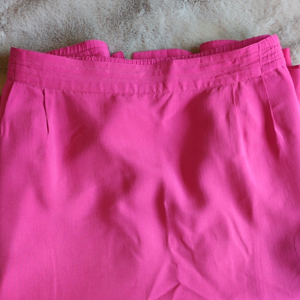 Vibrant 100% Silk Pink Skirt - Elisabeth by Liz Claiborne -  Size 18
